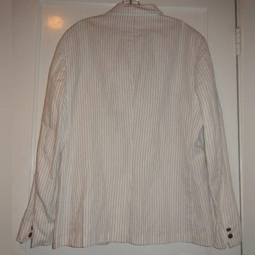 John Varvatos Egg Shell Pencil Stripe Sports Jacket Blazer